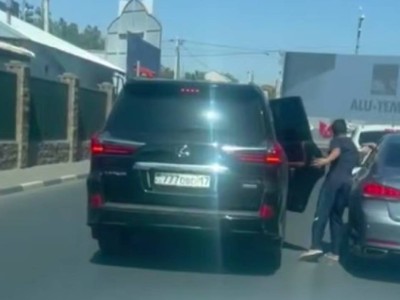 Депутат на Lexus с подложными номерами грубо нарушил ПДД в Шымкенте