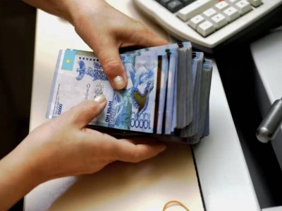 Штрафы за досрочное погашение кредита отменяют в Казахстане