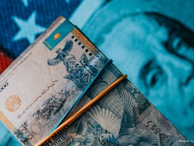 Дойдет ли курс доллара до 1000 тенге, ответил глава Нацбанка