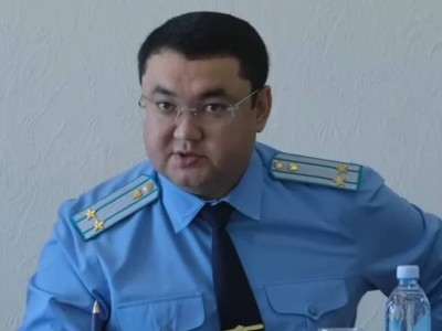 Прокурора Усть-Каменогорска подозревают в избиении подчиненных