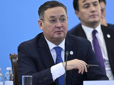 Токаев освободил Мурата Нуртлеу от должности
