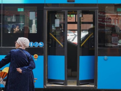 500 тенге за проезд в автобусе не соответствует доходам казахстанцев - депутат