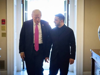 Трамп призвал Зеленского передать России ряда территорий