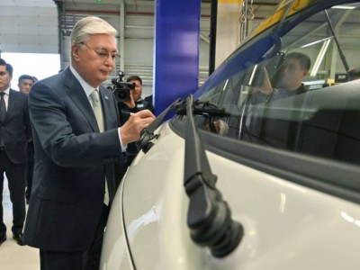 Авто станет более доступным для населения - Токаев о лизинге