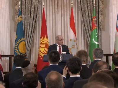 Отменить поправку к Казахстану предложили американские сенаторы