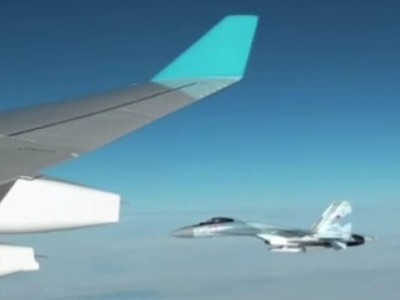 Самолёт Токаева сопроводили российские истребители