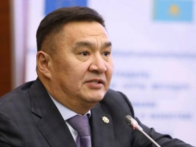 "Тем более от "Хабара". Аким Ахметжанов раскритиковал вопросы журналиста