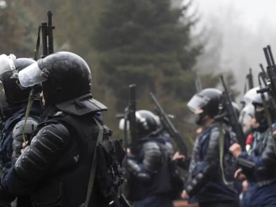 Мужчина устроил перестрелку с полицией и погиб на юге Казахстанам