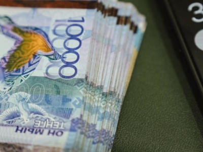 Как снять "пенсионку" на жильё или лечение