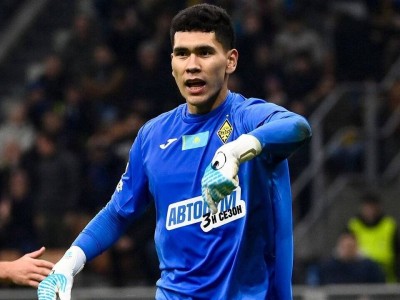 Вратаря "Кайрата" признали лучшим игроком матча Лиги чемпионов