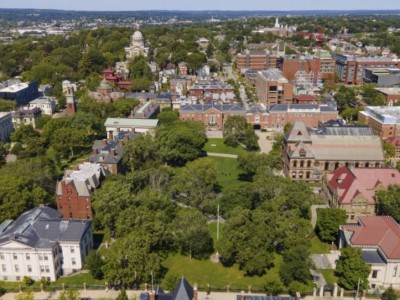 Студент из Узбекистана погиб при стрельбе в университете США