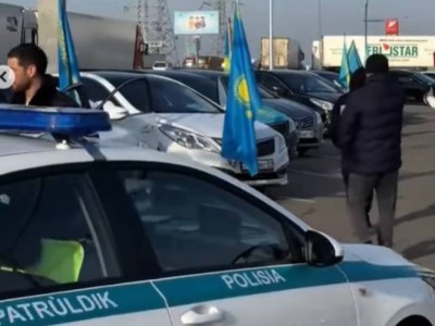 Штрафы за флаг Казахстана на машинах объяснили в МВД