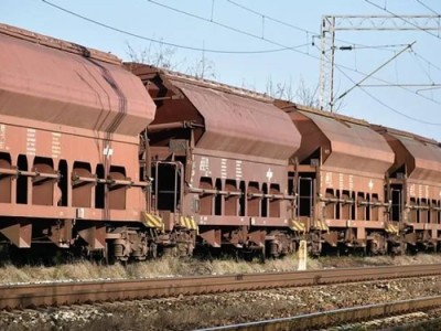 Железнодорожник по пути "слил" медь на 135 миллиона тенге