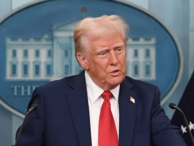 Трамп объявил себя президентом Венесуэлы