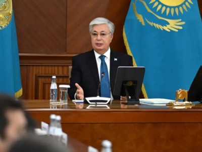 Токаев раскритиковал правительство и пообещал кадровые решения