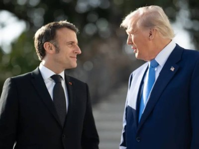 "Что ты делаешь". Трамп показал переписку с Макроном