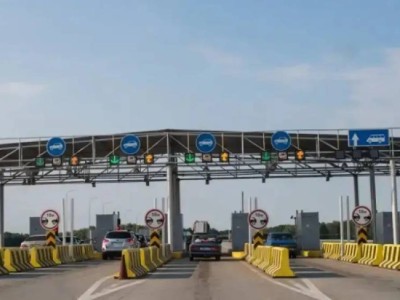 Казахстанцы могут бесплатно ездить по платным трассам