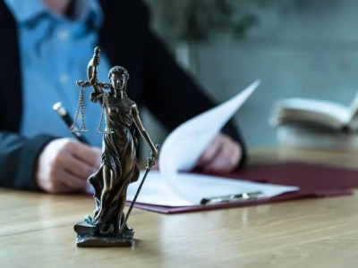 Суд взыскал с казахстанца почти 5 миллиардов тенге