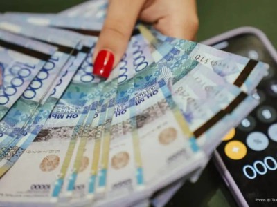 Казахстанских блогеров заставили заплатить полмиллиарда тенге налогов