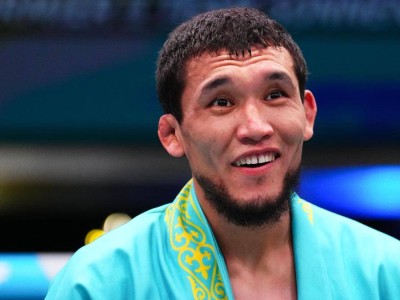 Алиби Идрис одержал уверенную победу на турнире UFC