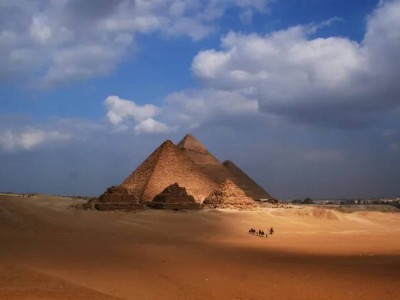 Египтолог выдвинул сенсационную версию о происхождении пирамид Гизы