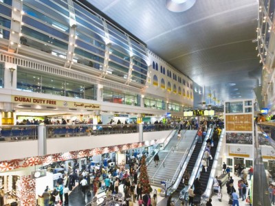 Казахстанские дети не могут вылететь из Дубая: родители обратились к послу