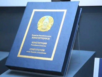 Эксперт: проект Конституции отвечает запросу общества на справедливость и равенство