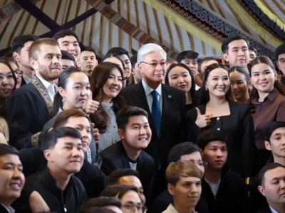 Токаев анонсировал выборы в Парламент