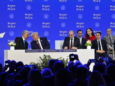 Трамп написал письмо Токаеву