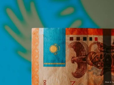 Налоговики проверяют, у кого не сходятся доходы и расходы