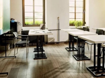 Громкий скандал в Астане: педагог жестко сорвался на школьников во время урока