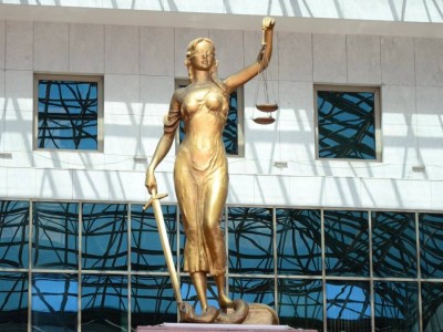 Запрет на выселение из жилья: Верховный суд разъяснил норму Конституции