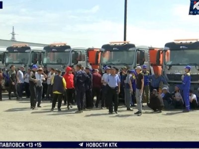 Мусорный коллапс в Шымкенте: водители спецтехники массово отказались выходить на работу