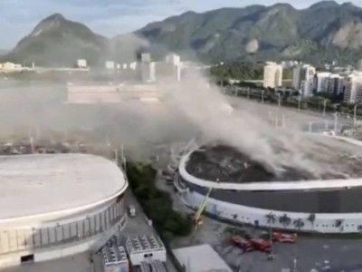 Стадион вспыхнул во время ЧМ с казахстанцами в Бразилии