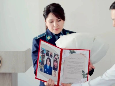 Казахстанская Моника Беллуччи вышла на пенсию