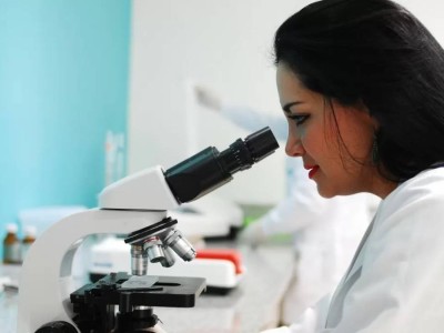 В Казахстане готовят к регистрации новый препарат от рака DVC