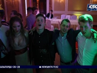 Казахстанские родители продолжают бронировать рестораны для выпускного