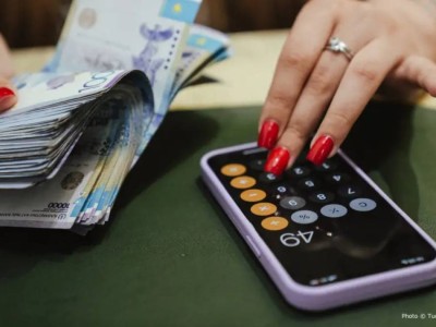 Казахстанцам навязывали "платный воздух" при оформлении кредитов в МФО