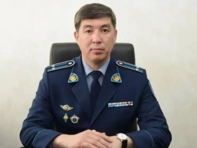 Экс-начальника полиции Атырау Бактыбека Исаева поместили в СИЗО