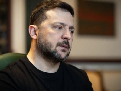 Трамп не может быть гарантом мира в Украине - Зеленский