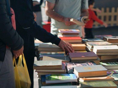 В Алматы прошел первый день книжного фестиваля KitapFest-2026