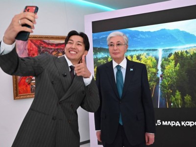 Токаев посетил Фонд развития креативных индустрий и оценил новые проекты в Казахстане