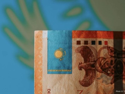 Зарплату госслужащим будут выдавать по-новому в Казахстане