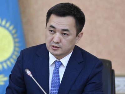 Президент поблагодарил Айбека Дадебая