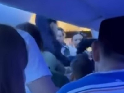 Кыргызстанцы избили гражданина Грузии на борту рейса Алматы - Бангкок