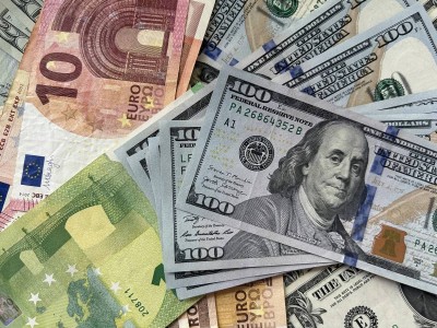 Курс доллара в обменниках Казахстана на 11 мая