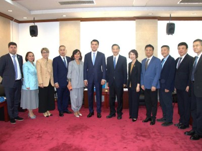 Ерлан Карин встретился с руководством China Media Group