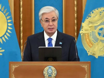 Касым-Жомарт Токаев поздравил казахстанцев с Днем защиты детей