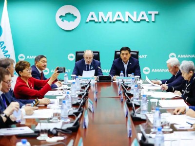 Партия Amanat может объединиться с партией «Әділет»: появились новые данные
