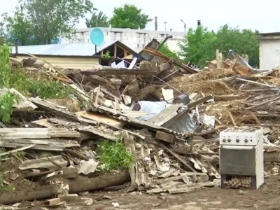 «От дома ничего не осталось»: семья потеряла мать и жильё после взрыва газа в Актобе